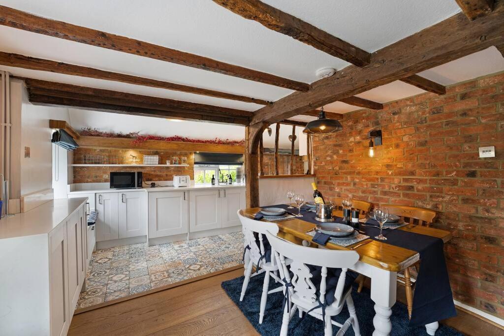 Local Walks Pub Gardens Pet Friendly Landscaped Gardens And Free Private Parking Doddington (Kent)