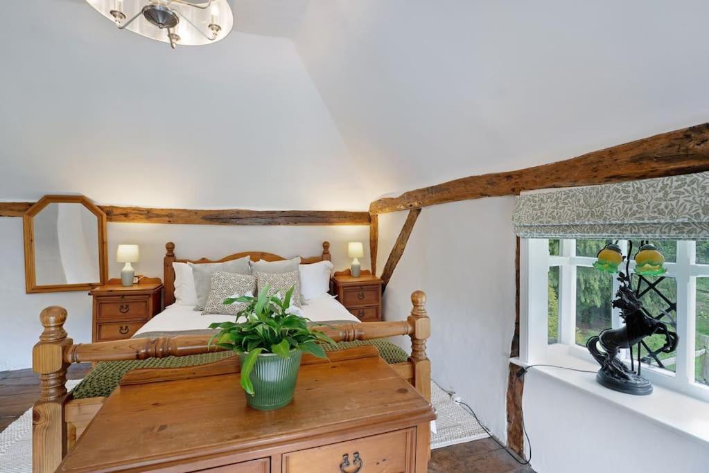 Local Walks Pub Gardens Pet Friendly Landscaped Gardens And Free Private Parking * Doddington (Kent)