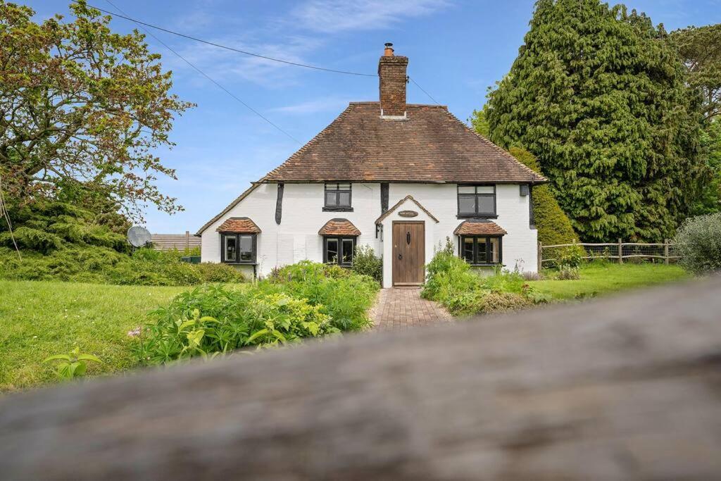 Local Walks Pub Gardens Pet Friendly Landscaped Gardens And Free Private Parking Doddington (Kent)