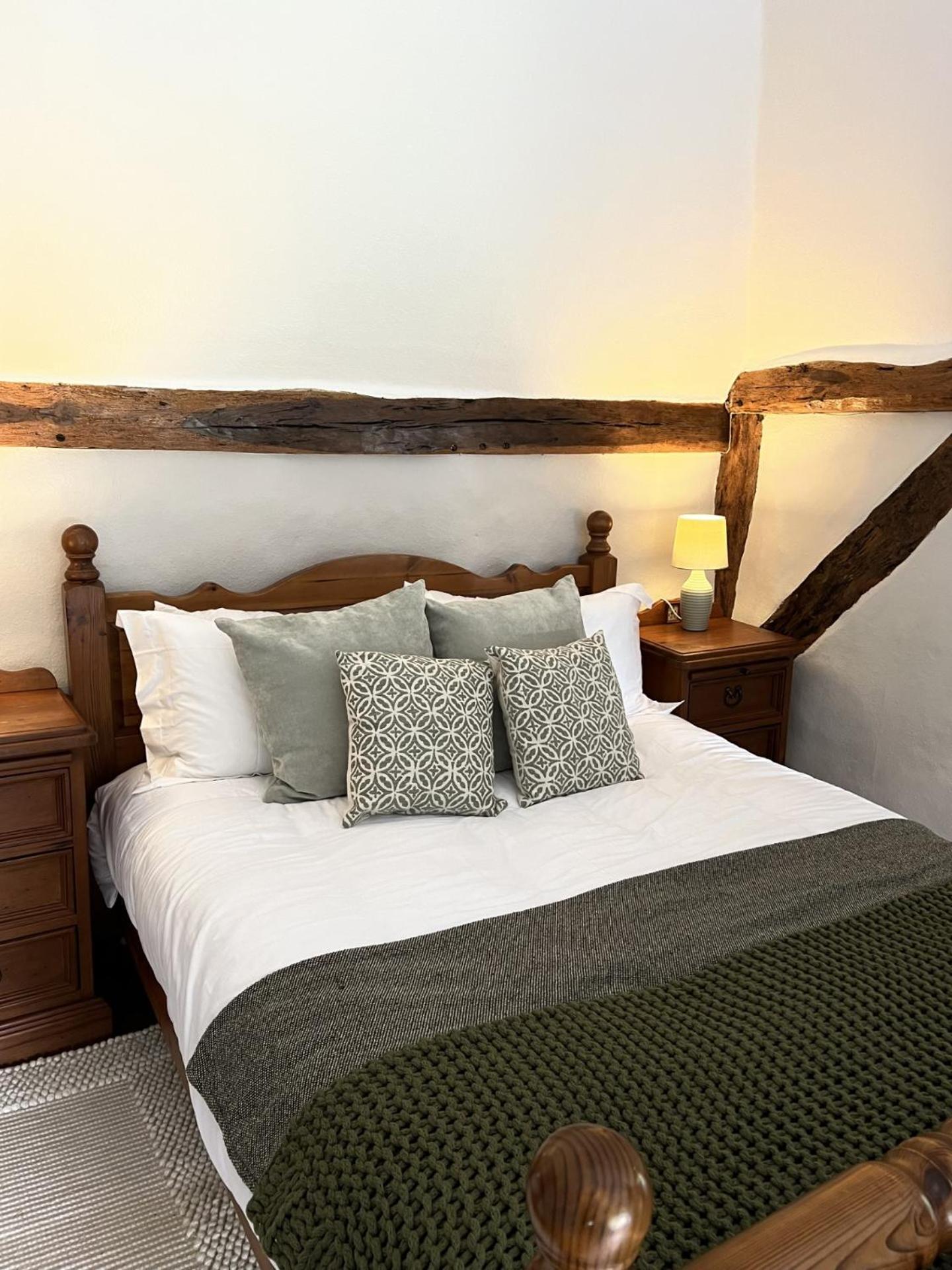 Holiday home Local Walks Pub Gardens Pet Friendly Landscaped Gardens And Free Private Parking